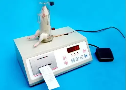 Bilimsel Araştırma ve Tıbbi Ça - Medical Lab Study incelemesi ve fiyatı